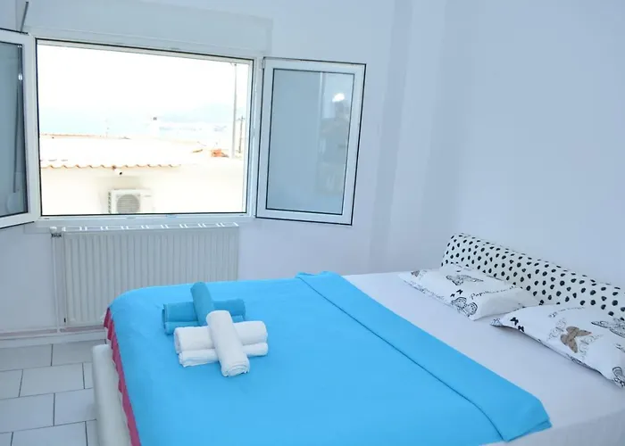 Ioannis Flat *